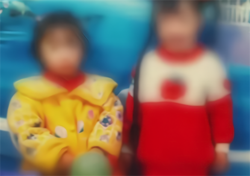 四川一10岁女孩惨死河边,肩头还压着两块石头,凶手竟是17岁姐姐休闲区蓝鸢梦想 - Www.slyday.coM 四川一10岁女孩惨死河边,肩头还压着两块石头,凶手竟是17岁姐姐休闲区蓝鸢梦想 - Www.slyday.coM