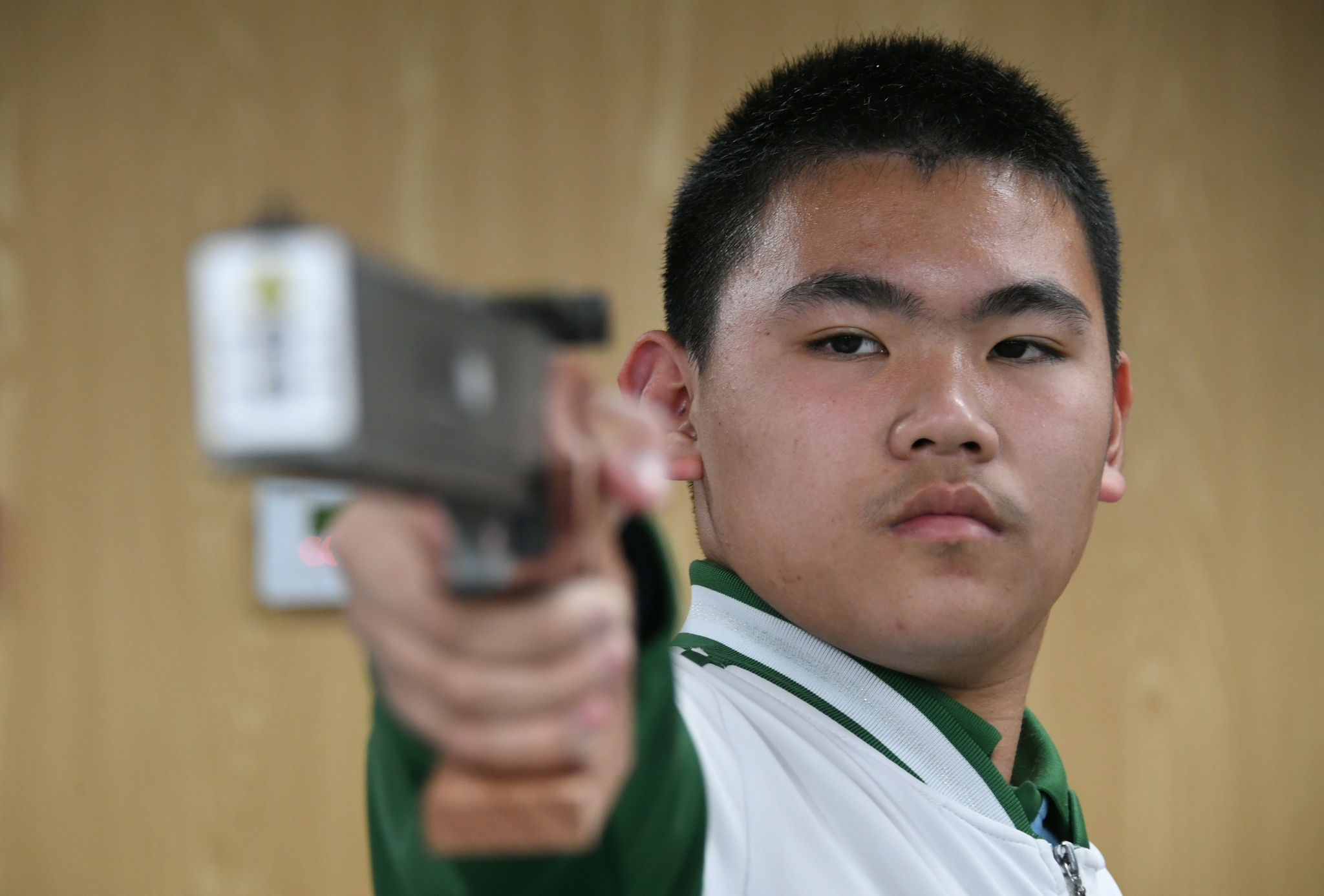 我爱体育课——射击课走入北京中学校园