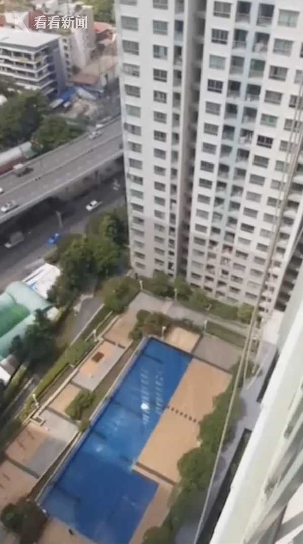 油漆工26楼外作业 泰国女住户不爽竟割断安全绳休闲区蓝鸢梦想 - Www.slyday.coM