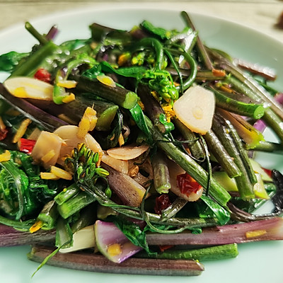 下饭的炒红菜苔