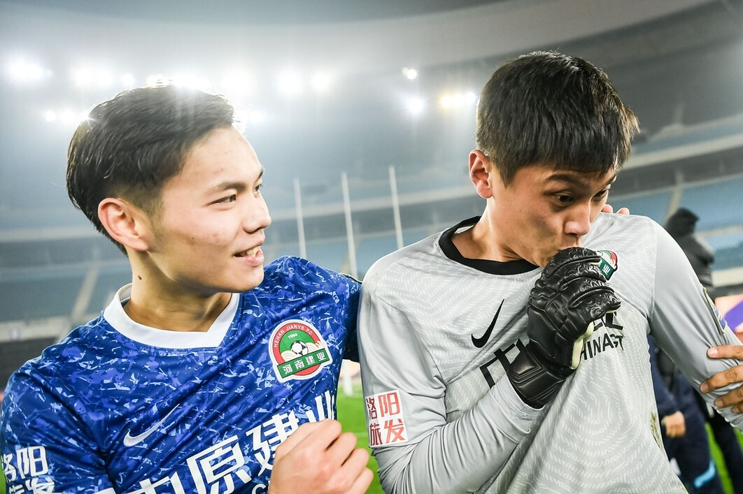 惊喜?逆转进4强创历史河南建业需反思|伊沃|图雷|王国明_新浪新闻