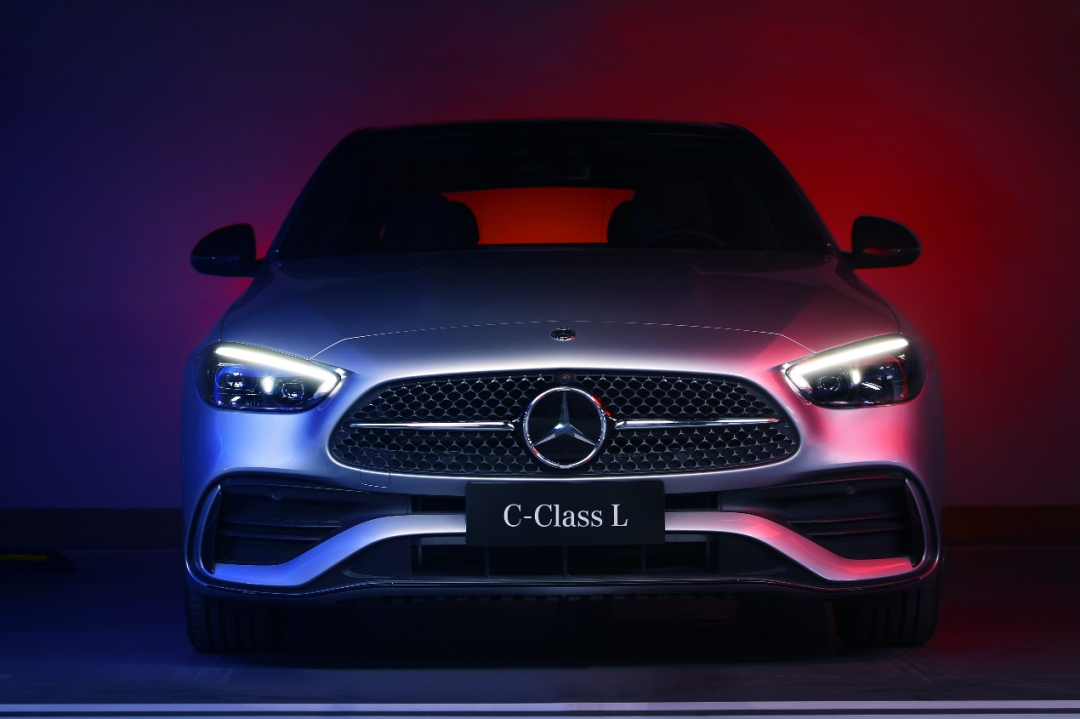 全新梅赛德斯-奔驰长轴距c级车:别犹豫,就选c