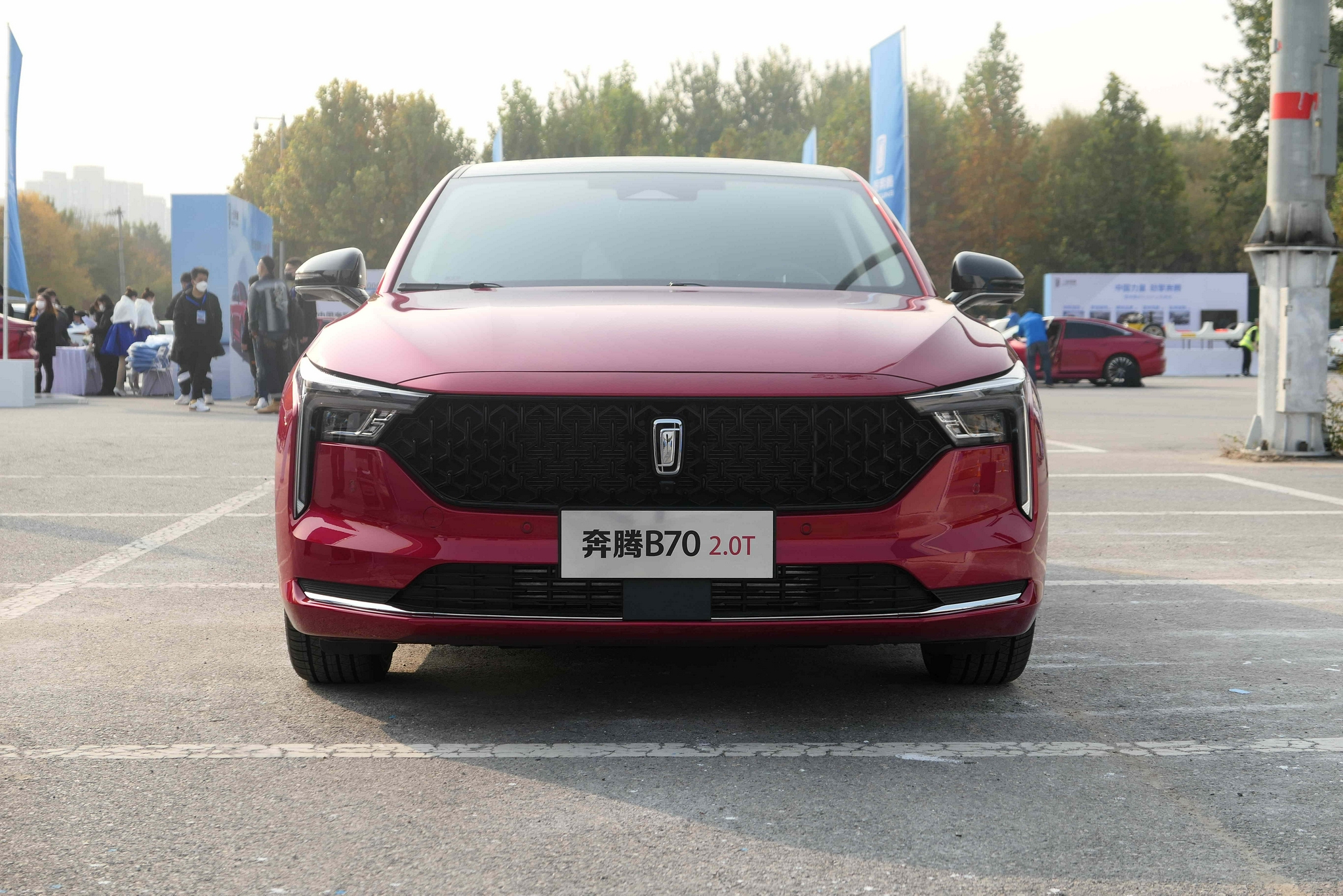 自主中型轿车进入20t时代新款一汽奔腾b701359万元起售