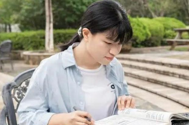 杭州一女学霸9门满分保研清华,打破专业纪录,这成绩真是太晃眼休闲区蓝鸢梦想 - Www.slyday.coM