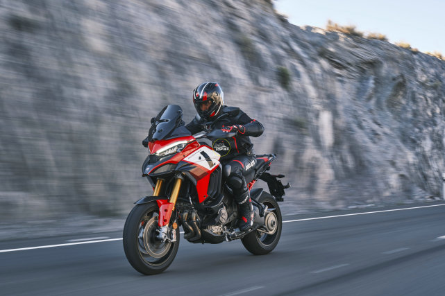 为赛道而生!最强运动adv 杜卡迪multistrada v4派克峰版来了