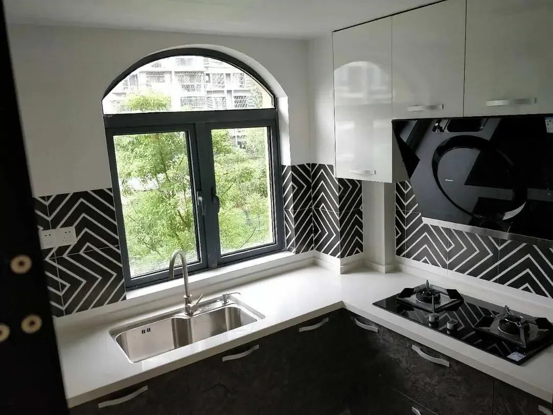 IT女毕业9年后“抠”出两套房，她是怎么做到的？休闲区蓝鸢梦想 - Www.slyday.coM