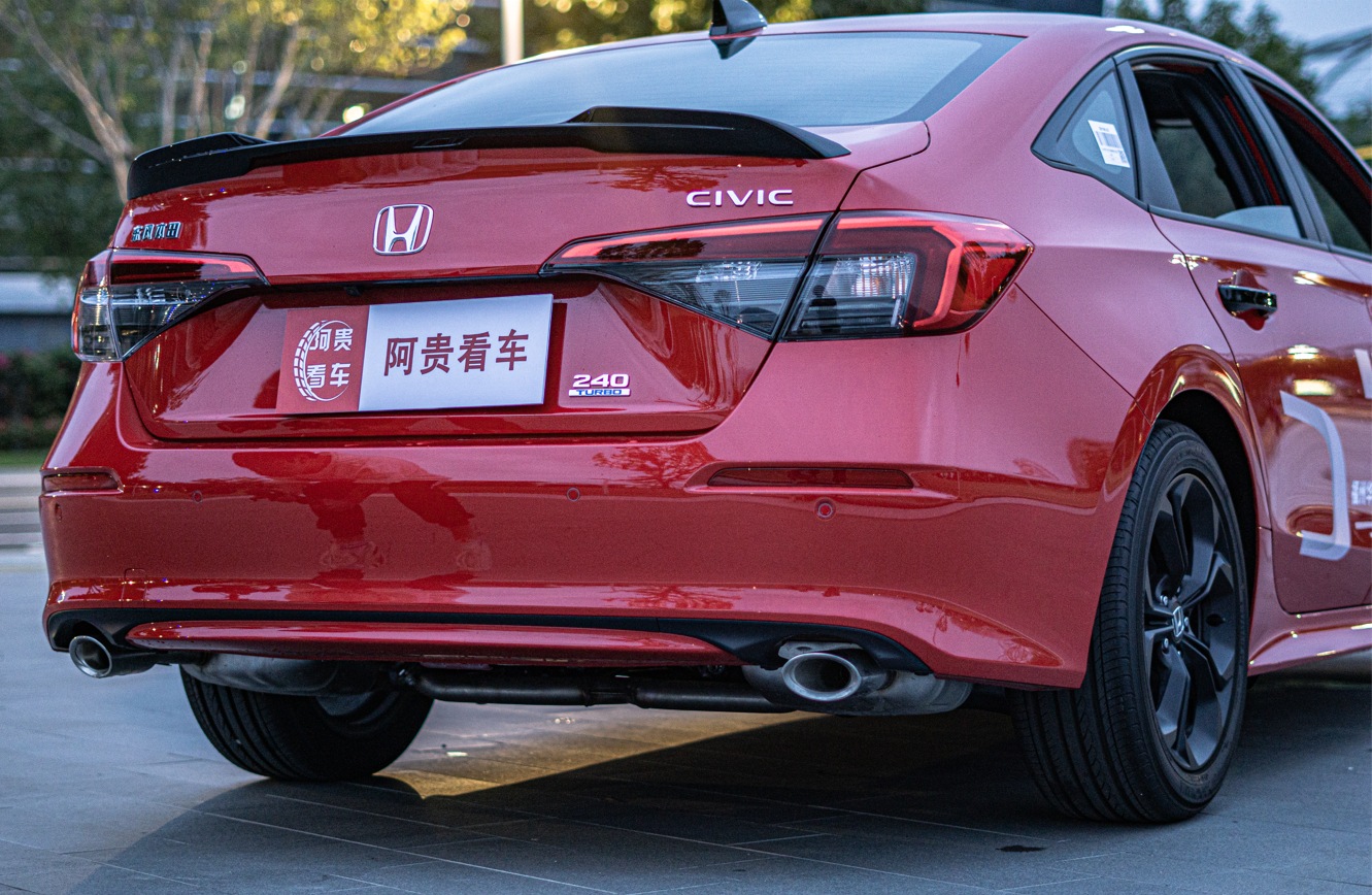 实拍第11代思域,全系1.5t,外观更像雅阁,你还心动吗?