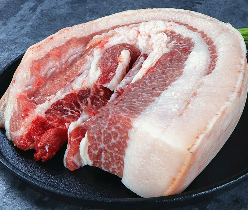 买猪肉,“前腿肉”和“后腿肉”区别很大,教你1招,不怕被忽悠