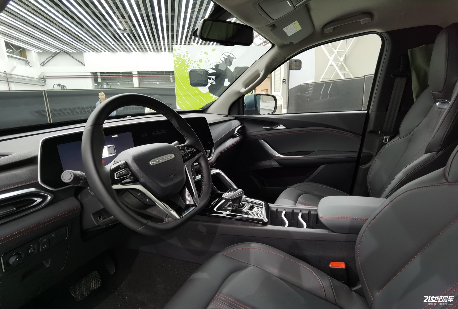 内饰曝光上汽大通探索家t90四驱轻越野房车四驱双涡轮