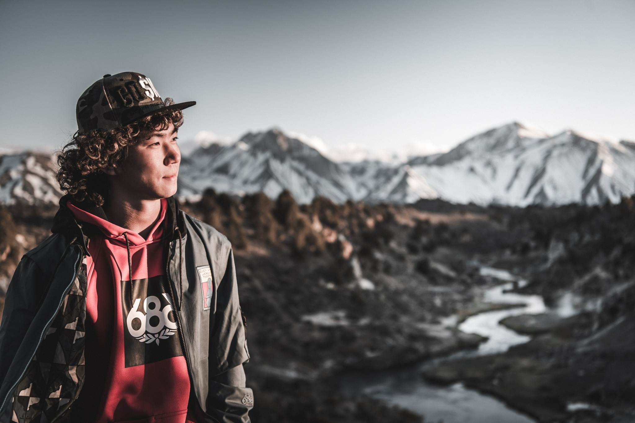 张嘉豪他是中国单板滑雪运动员北京冬奥会只为圆梦孤身一人前往智利在