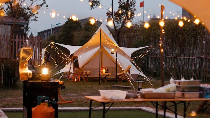 精致露营正热一夜乌托邦能火多久