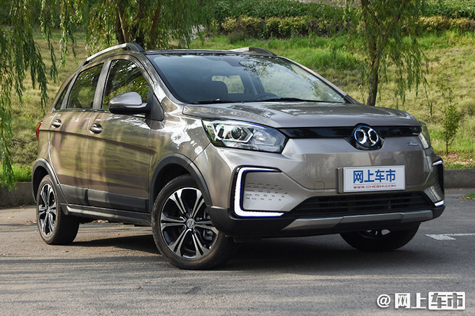 北汽新能-源持续下滑,销量暴跌83%-新浪汽车