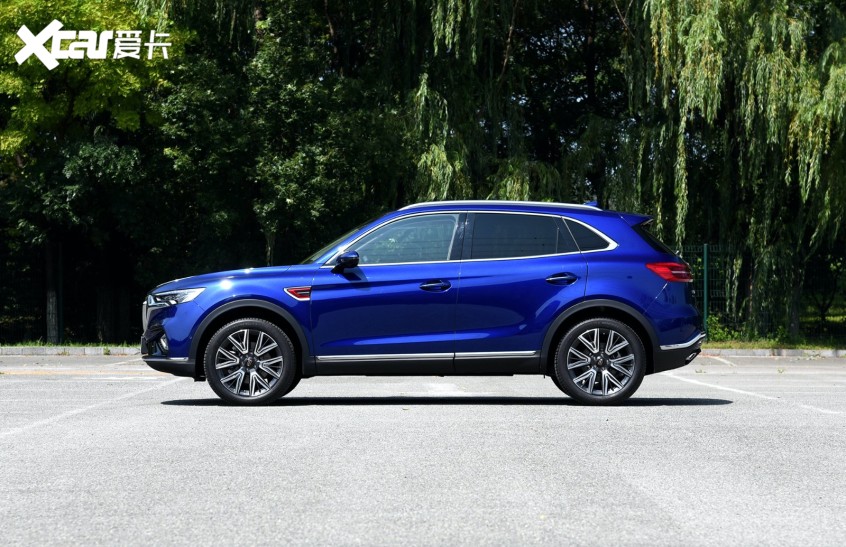 颜值与实力并存 一汽红旗HS5竞争力分析