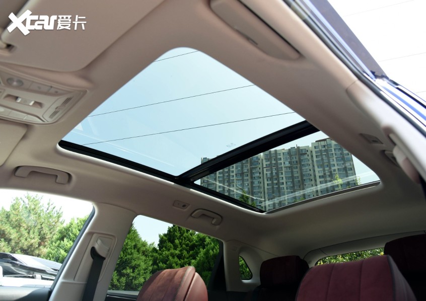 颜值与实力并存 一汽红旗HS5竞争力分析