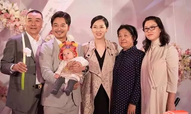 吴樾父母一直催婚37岁找不到女友但他坚持条件终遇贤妻刘晶