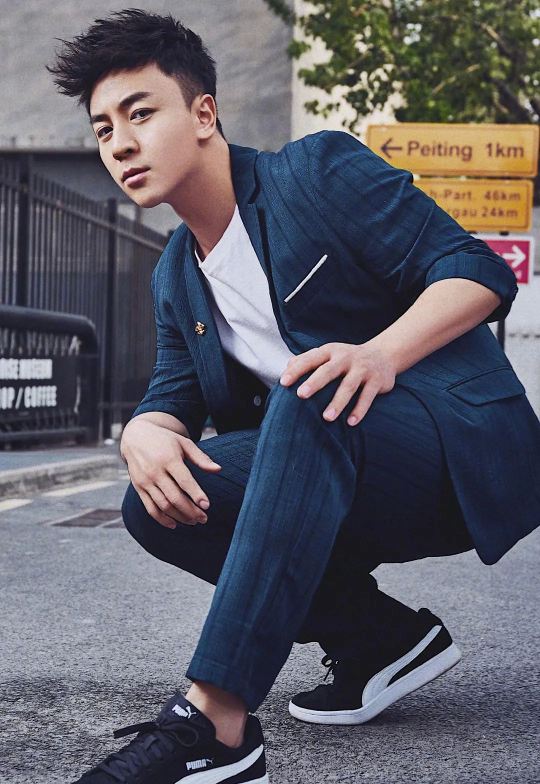 "少林小子"释小龙的消亡史:被父亲当"摇钱树",情断何洁被黑__财经头条