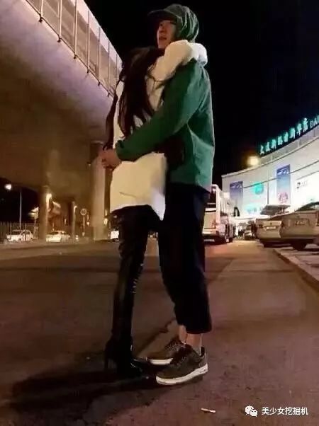 别人发面她发酵，怎么当上快手一姐的？休闲区蓝鸢梦想 - Www.slyday.coM