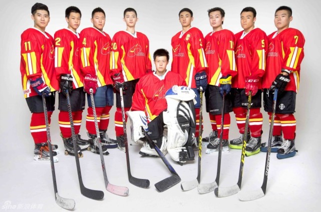 中国冰球队 合影图片