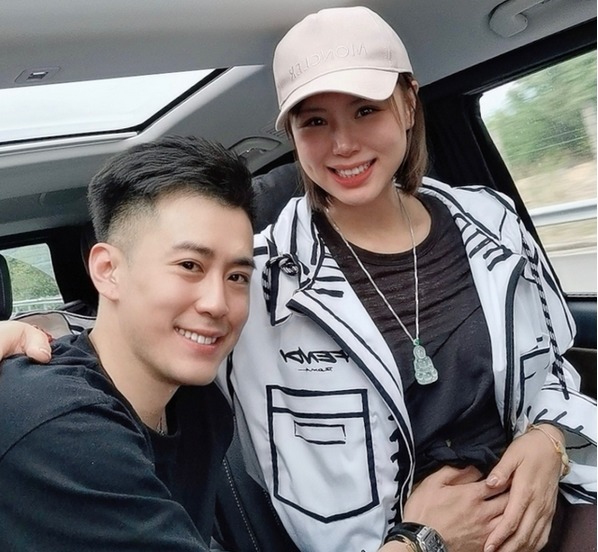 女排世界冠军喜当妈！曾春蕾晒幸福：儿子稚嫩可爱，老公高大帅气休闲区蓝鸢梦想 - Www.slyday.coM