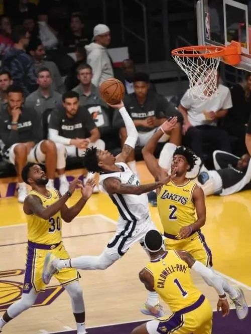 30.4+5.4+7.8,晋升得分王!扬言夺冠准绝杀库里,其战力远超状元休闲区蓝鸢梦想 - Www.slyday.coM