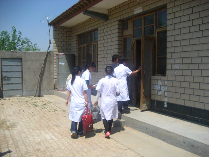 官方新规老村医带教大学生村医享受额外补贴建议全国推广