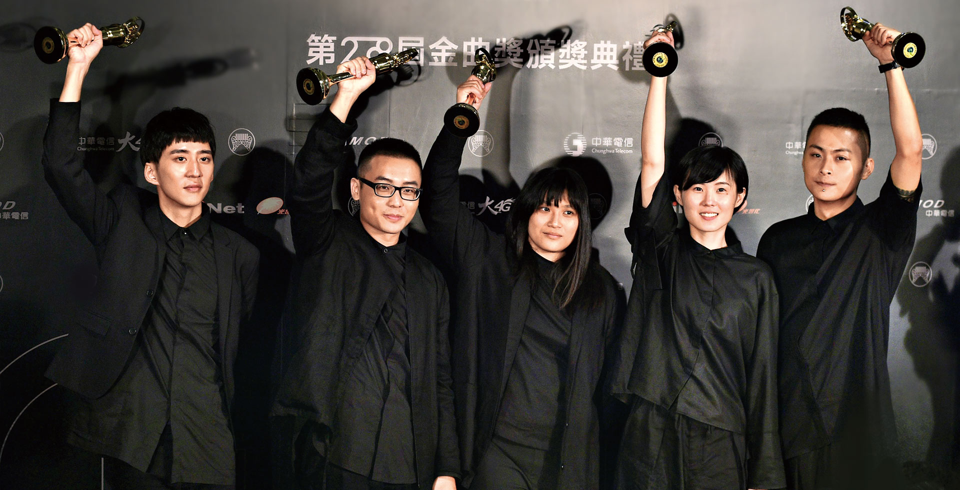 一路走好草东没有派对26岁女鼓手去世被发现时已死亡多时