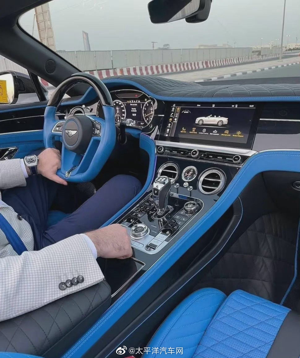 豪车内饰对比个人觉得劳斯莱斯的最带感你们呢