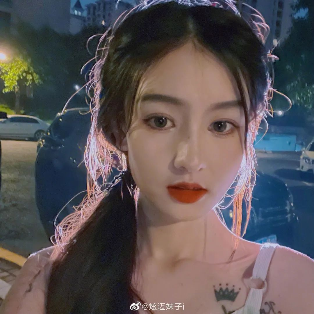 别人发面她发酵，怎么当上快手一姐的？休闲区蓝鸢梦想 - Www.slyday.coM