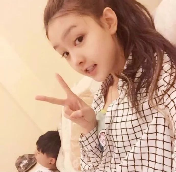 别人发面她发酵，怎么当上快手一姐的？休闲区蓝鸢梦想 - Www.slyday.coM