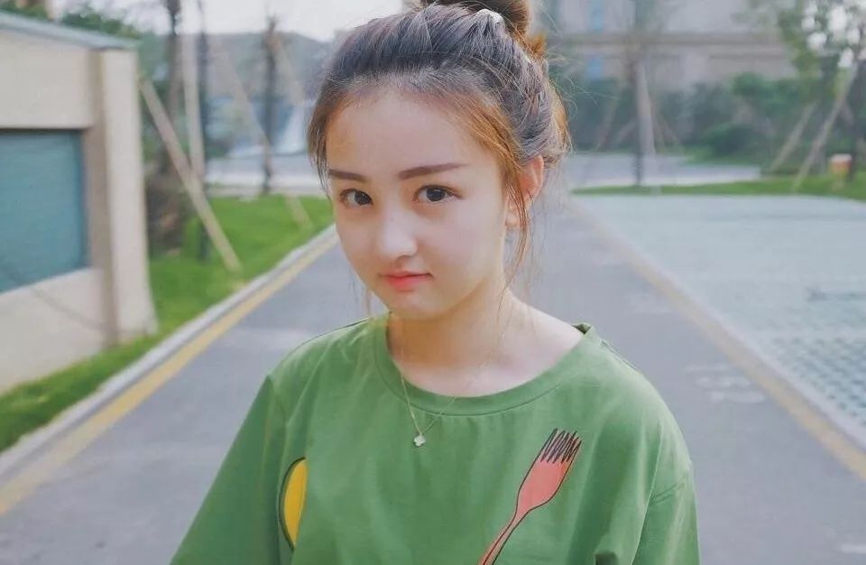 别人发面她发酵，怎么当上快手一姐的？休闲区蓝鸢梦想 - Www.slyday.coM