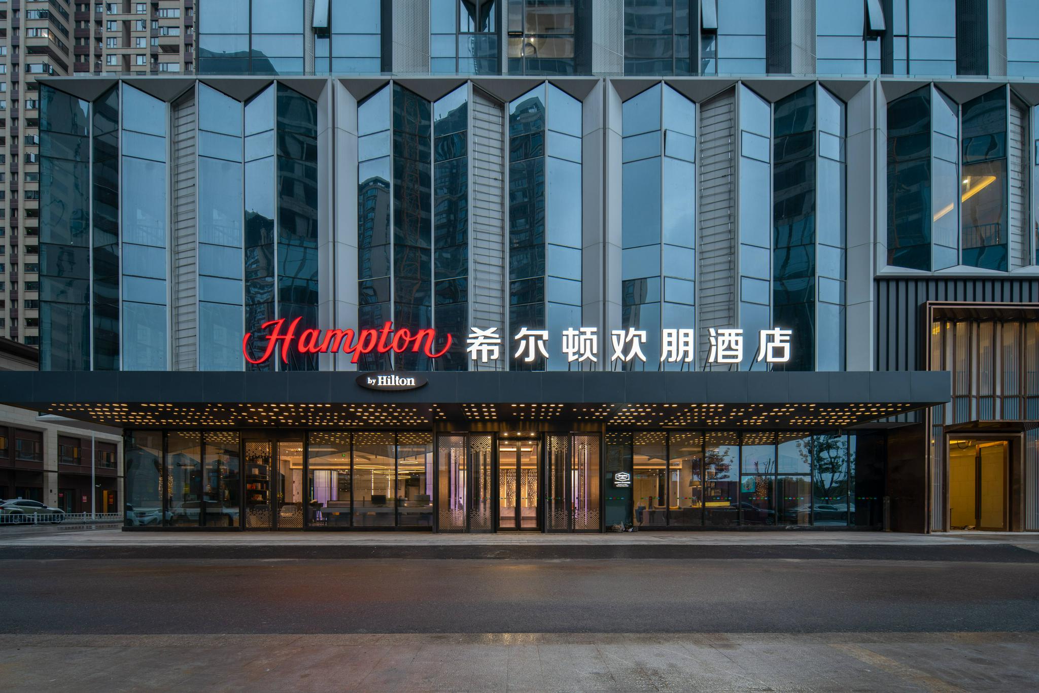 深耕中国七年,希尔顿欢朋的入局与破局|酒店市场|酒店业|酒店|中高端|王伟_新浪新闻