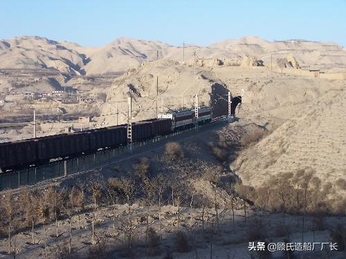 傷軌勞損不及換87年隴海線十里山2號隧道823火災顛覆重大事故