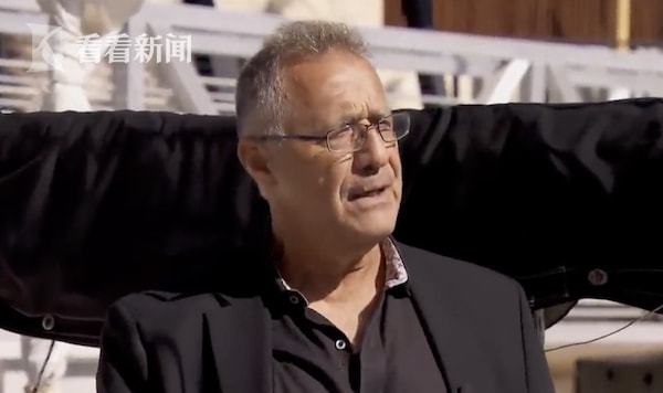 赤裸女子在海中遇险12小时,海豚引导船只救人,海豚为啥会救人?休闲区蓝鸢梦想 - Www.slyday.coM 赤裸女子在海中遇险12小时,海豚引导船只救人,海豚为啥会救人?休闲区蓝鸢梦想 - Www.slyday.coM