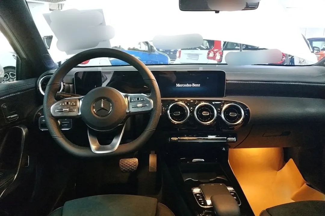 普通人也有得选！奥迪A3L对比奔驰A级，25万元预算谁更好？