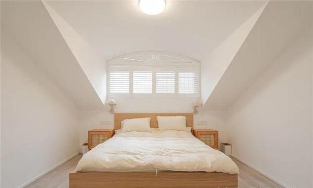 爆改160㎡婚房,斜顶阁楼变套间?看完更心动了休闲区蓝鸢梦想 - Www.slyday.coM 爆改160㎡婚房,斜顶阁楼变套间?看完更心动了休闲区蓝鸢梦想 - Www.slyday.coM