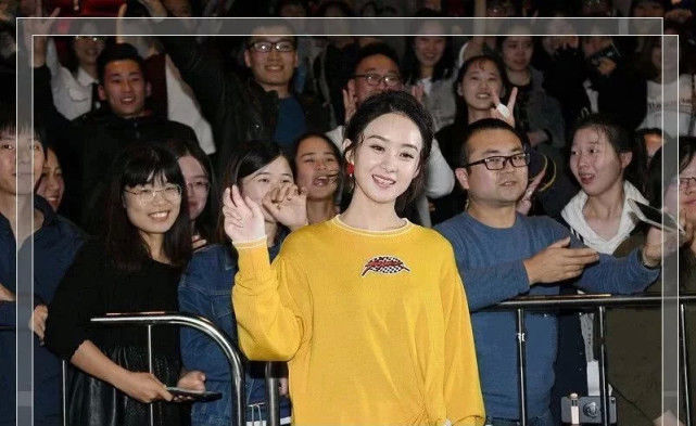 赵丽颖婚纱照被疯传，第一次穿婚纱的她，除了漂亮还有羞涩休闲区蓝鸢梦想 - Www.slyday.coM