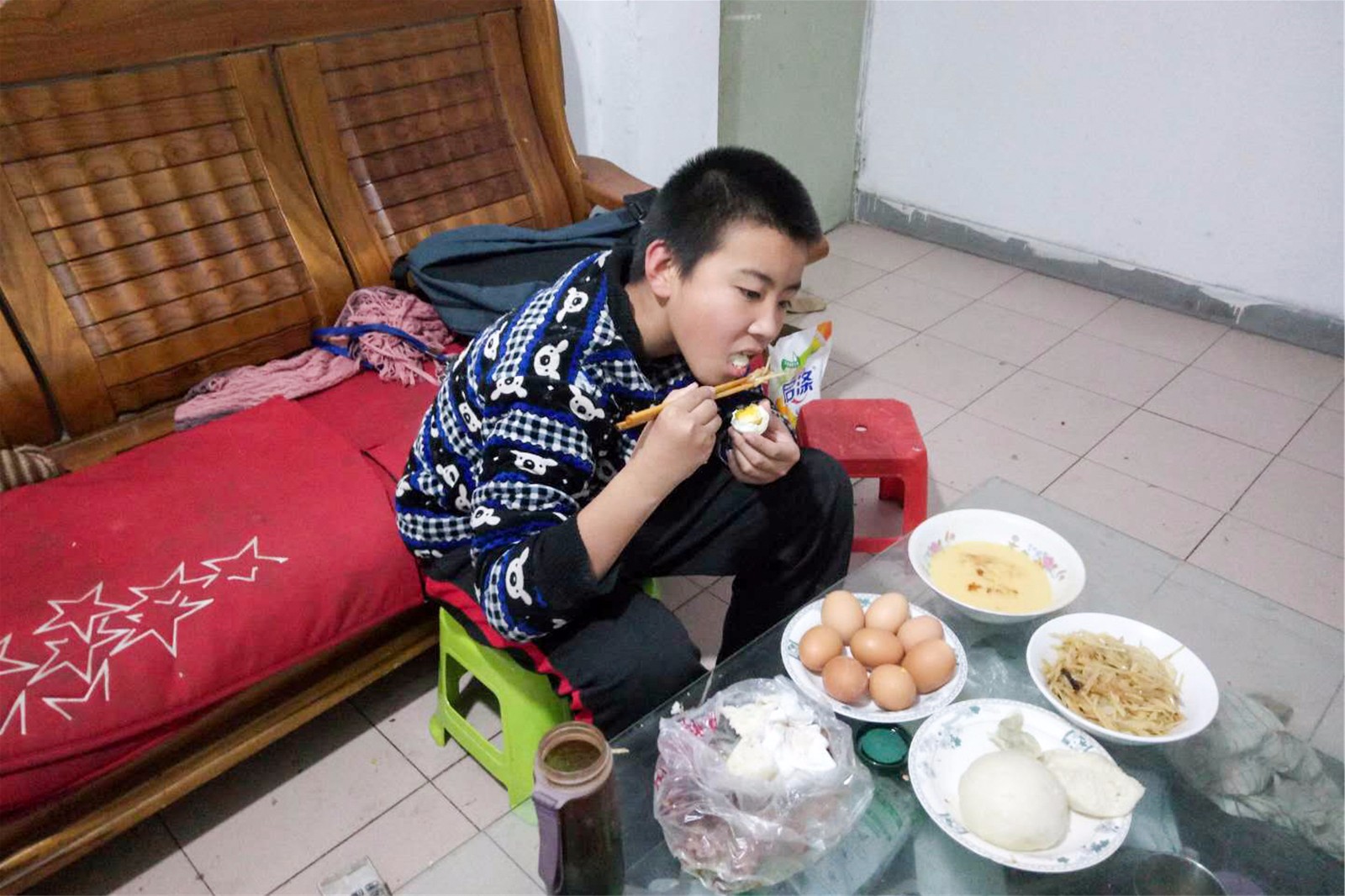 小学生早餐要吃得营养少吃3类早餐容易影响娃长个和智力发育