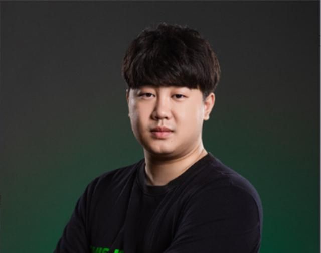 老omg拒绝摆烂,娱乐赛第二日末局吃鸡,小海化身偶尔的神|化身|娱乐