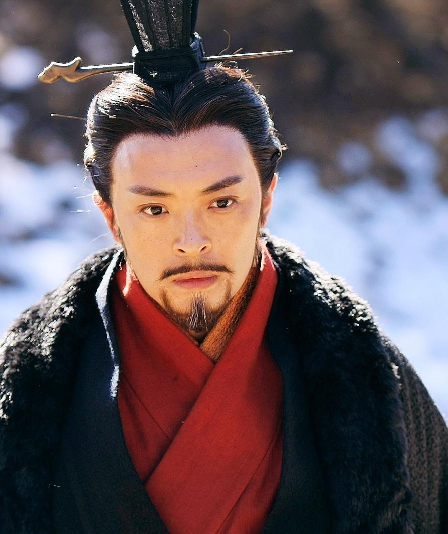 娱圈清流富大龙斩获4个影帝的演员为何穷了35年