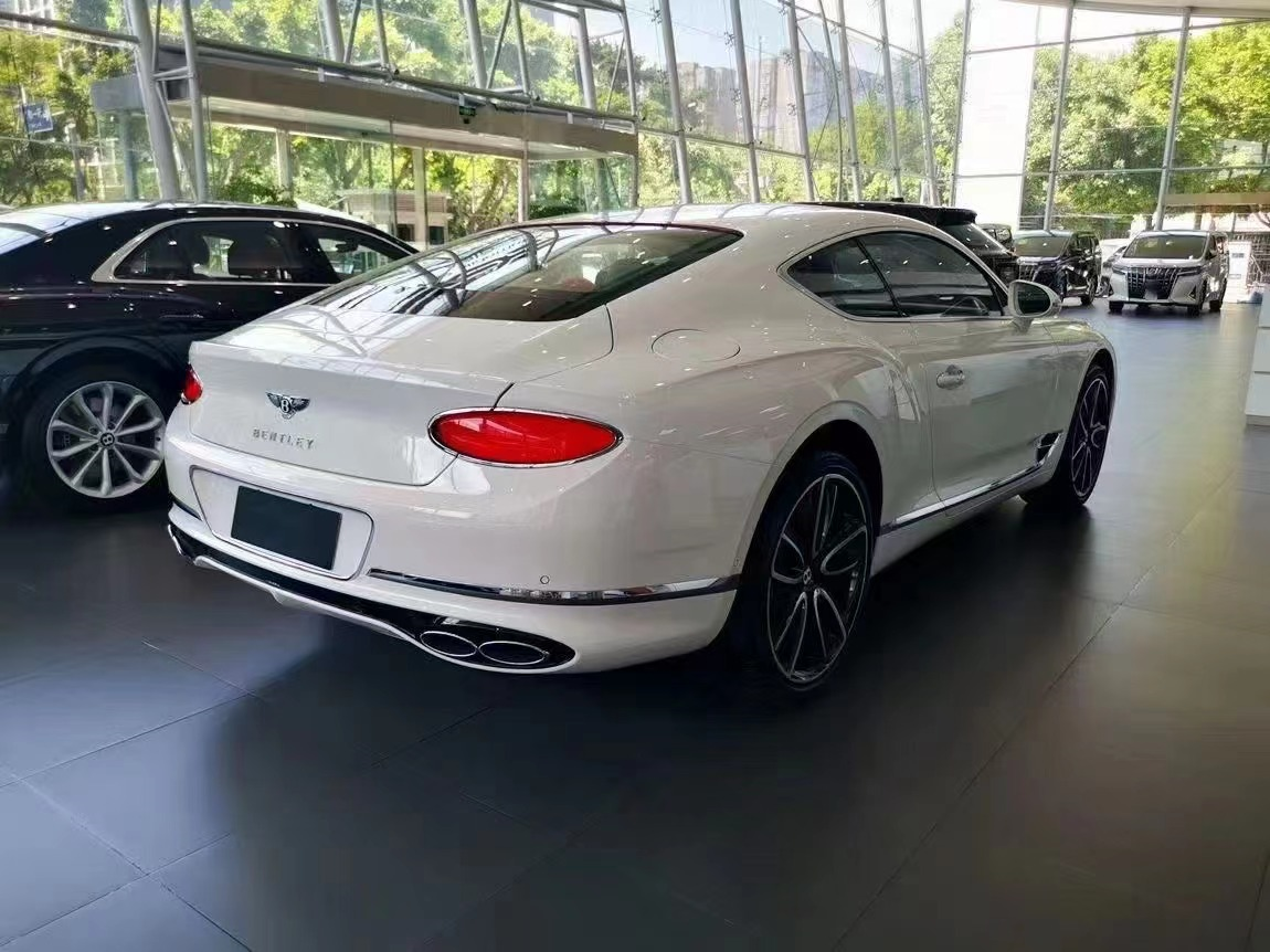 奢华舒适宾利欧陆gt时尚轿跑车为你传奇人生成功加冕