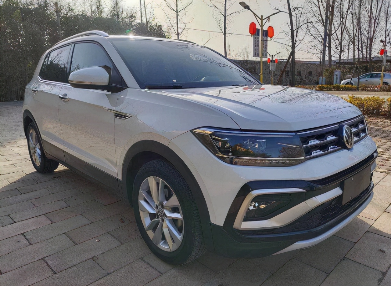 大众途铠:30天卖1674辆,跌破10万,为何还是卖不动?