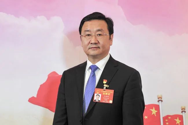 沈阳新任市委书记代市长同时亮相