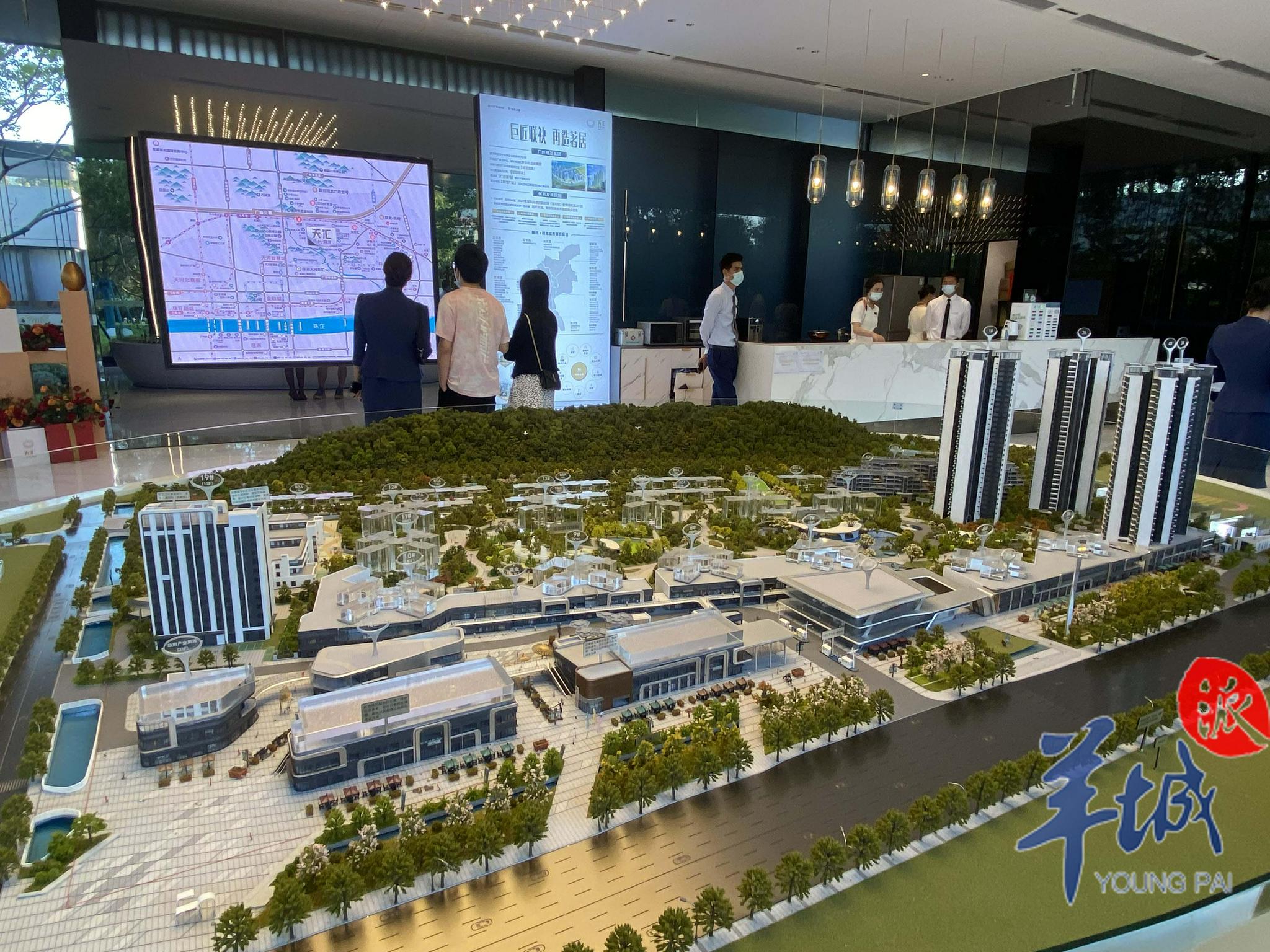 黄陂地铁站旁保利翔龙天汇首期开盘成交15亿元