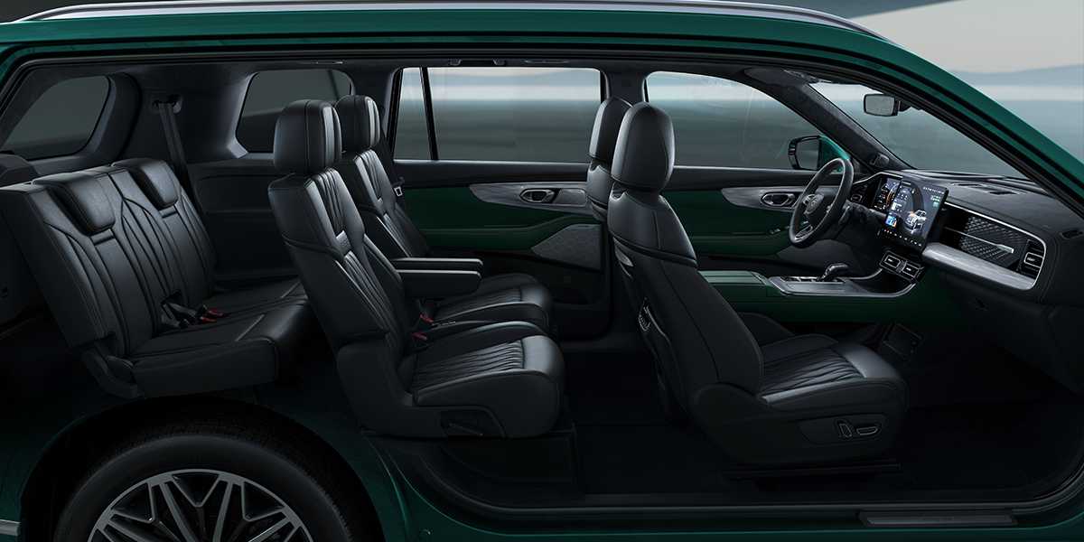 汉兰达和GS8怎么选：都搭载丰田混动，看价格还是品牌？