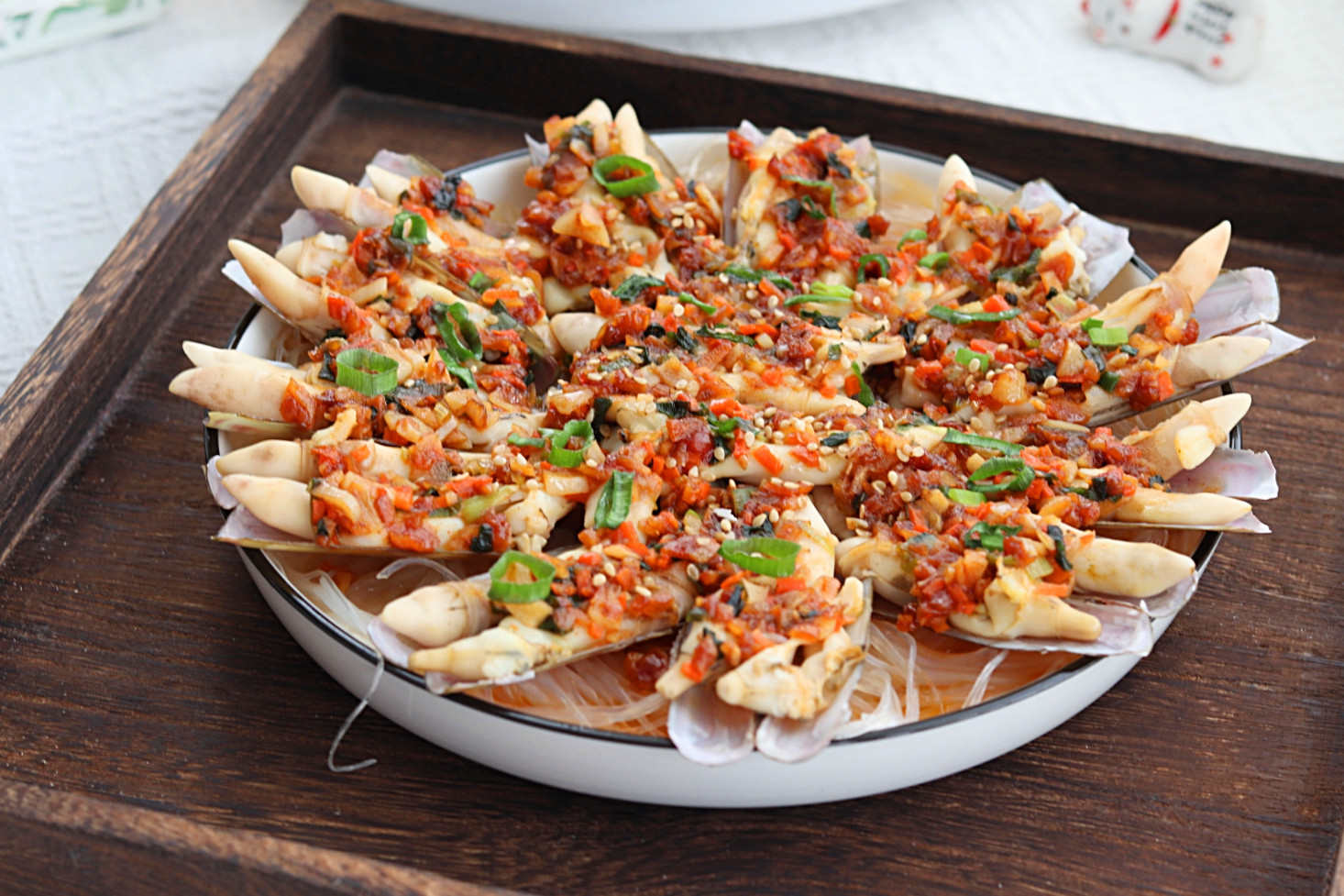 家常蒜蓉蒸蛏子蒜香味道浓郁蒸一蒸就出锅简单快手