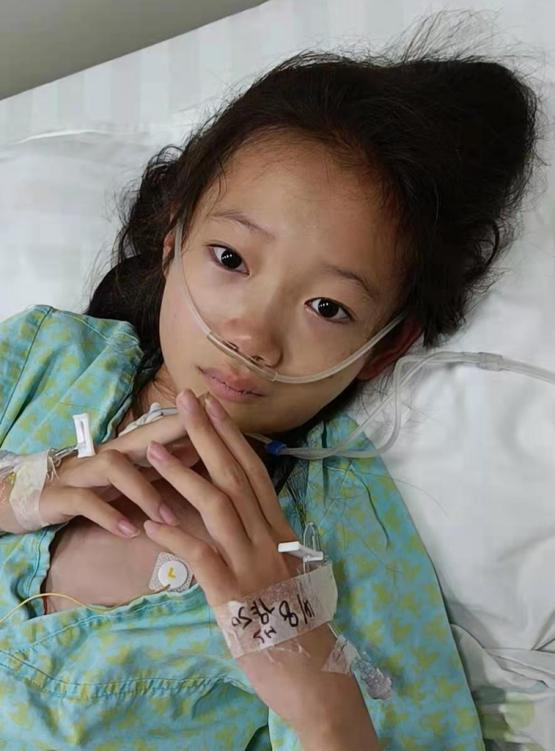 12岁花季女孩患重病怕拖累爸妈要放弃治疗哭诉下辈子再做母女