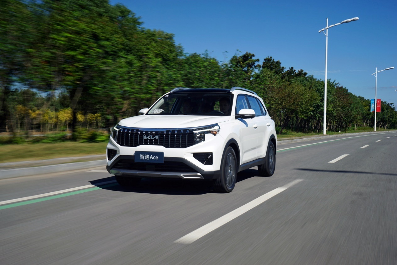 更为家用的选择试驾起亚智跑ace20l