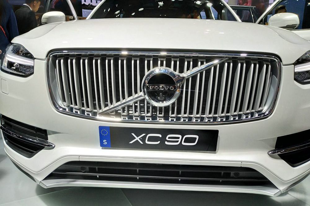 领克09与XC90同平台：三大件几乎相同的它们谁更值得拥有