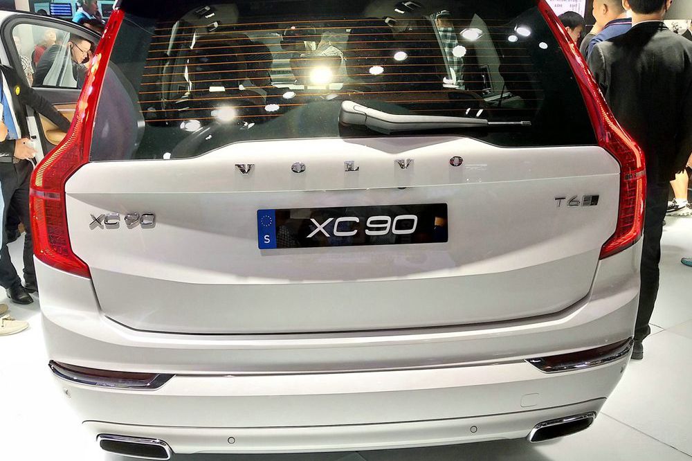 领克09与XC90同平台：三大件几乎相同的它们谁更值得拥有