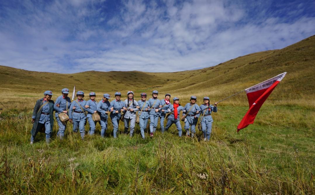 红军过草地有多艰难?在草地牺牲的红军高达一万多人